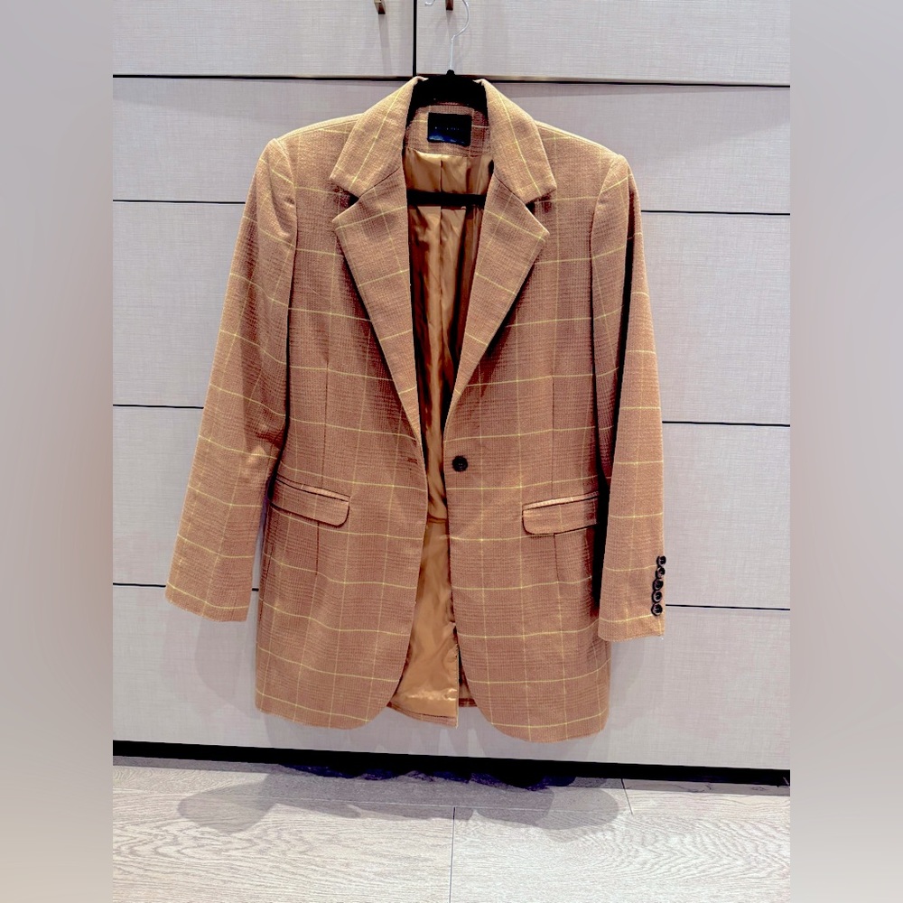 Boyfriend style blazer/coat by Birgitte Herskind. Stunning quality. Barely worn.